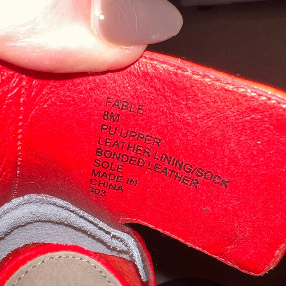 Steve Madden Hot Red/Pink Heels with Gold - Picture 4 of 4